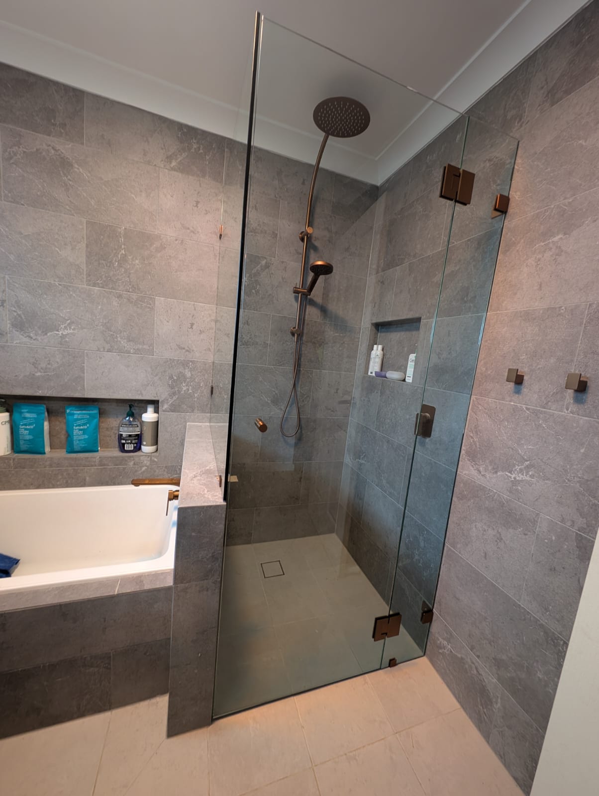 glazier western sydney Shower Screens
